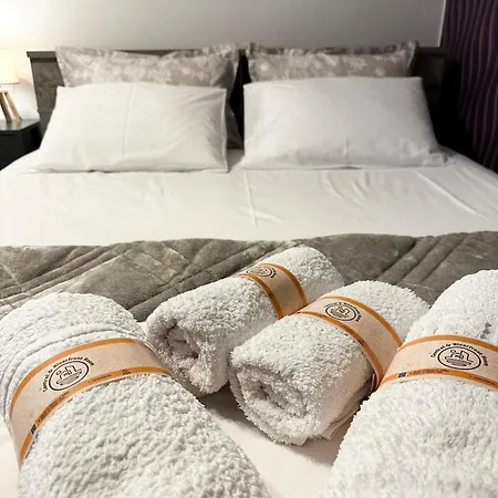 Central & Riverfront Room 1 Vodina Dış mekan fotoğraf