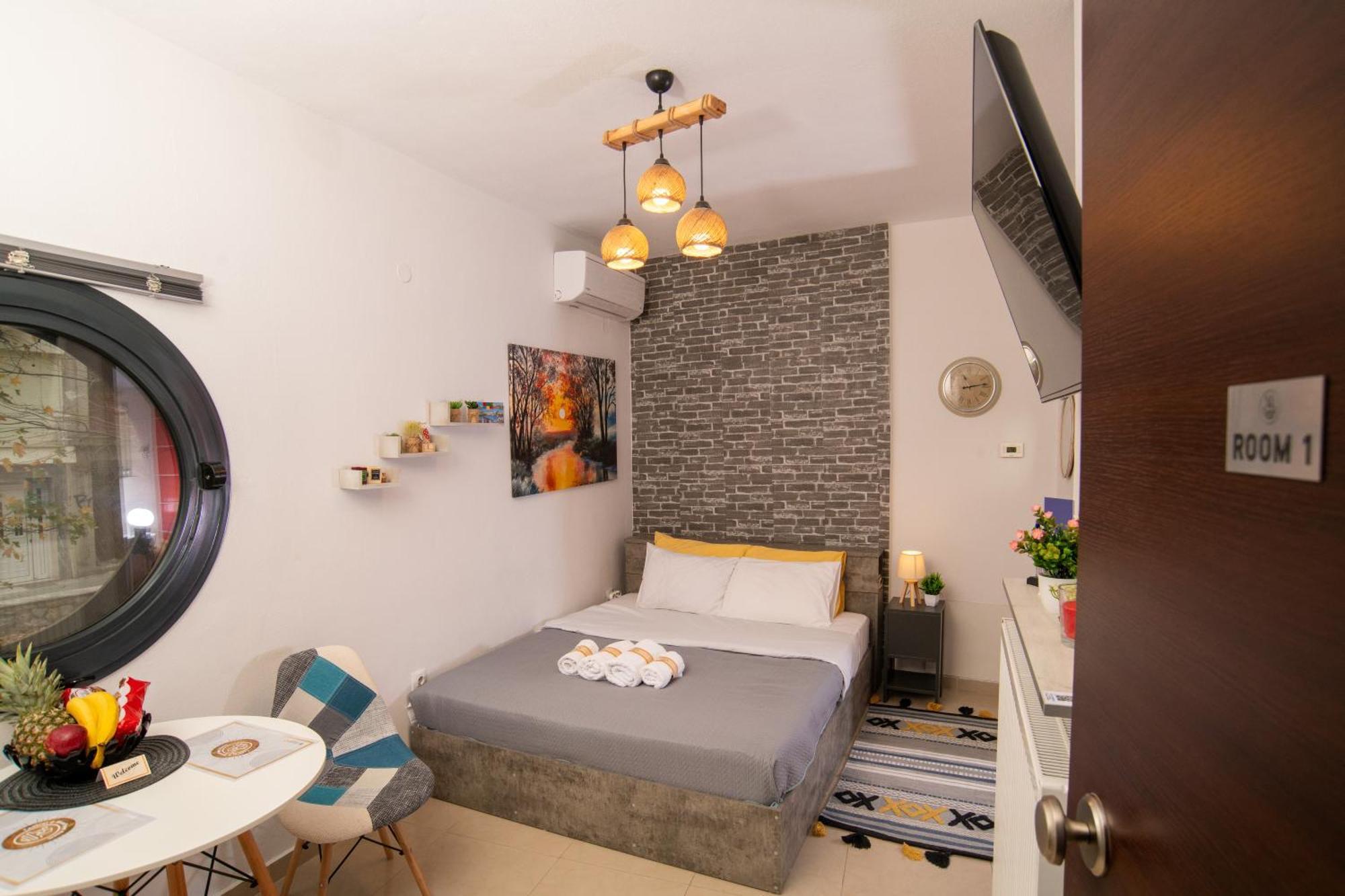 Apartment & Riverfront 1 *